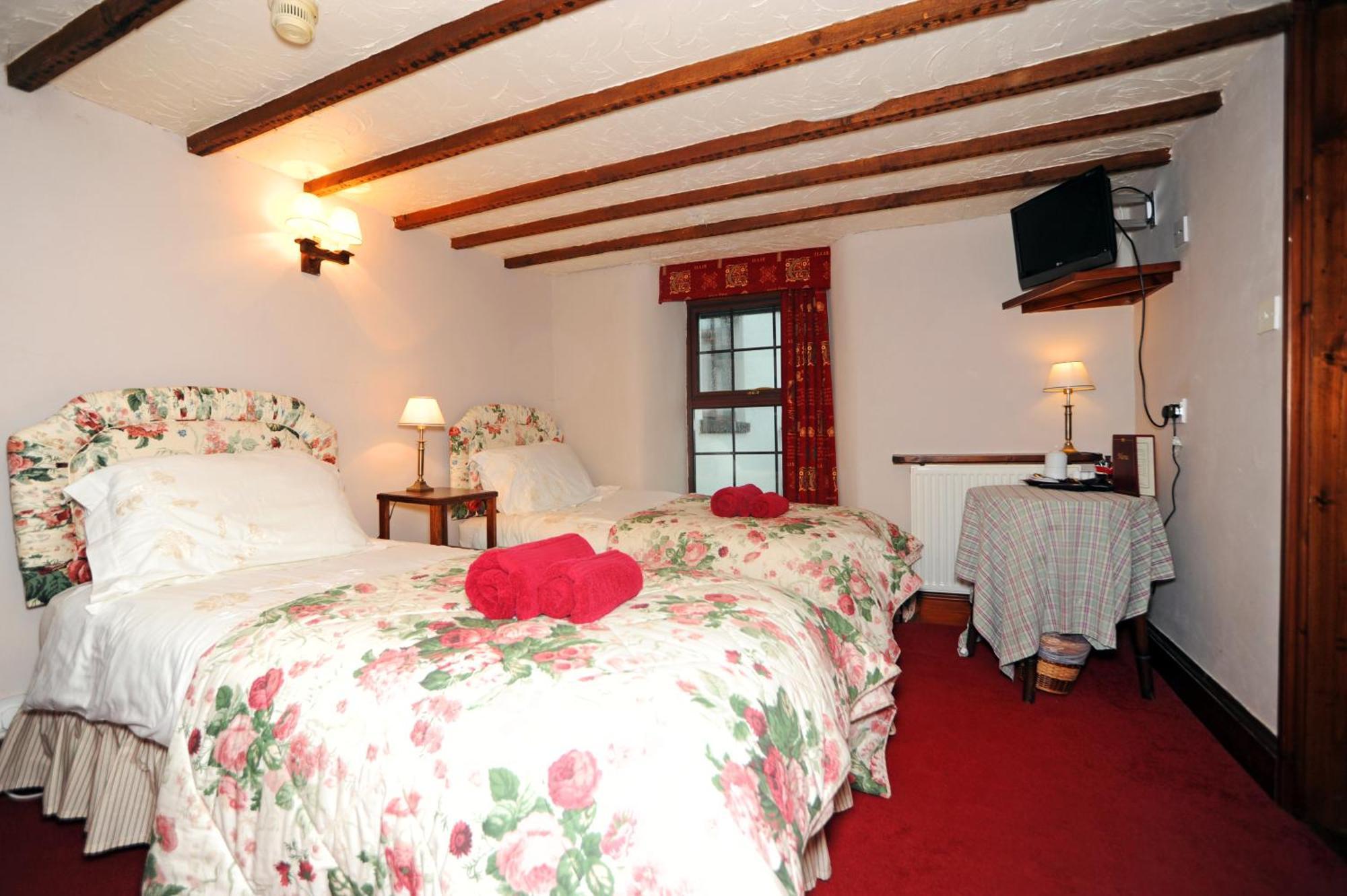 קלובלי The West Country Inn מראה חיצוני תמונה