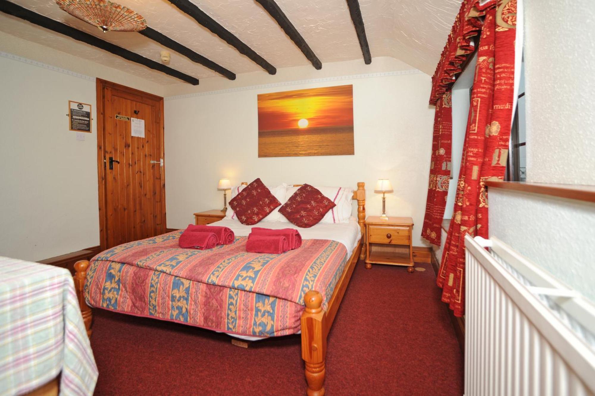 קלובלי The West Country Inn מראה חיצוני תמונה