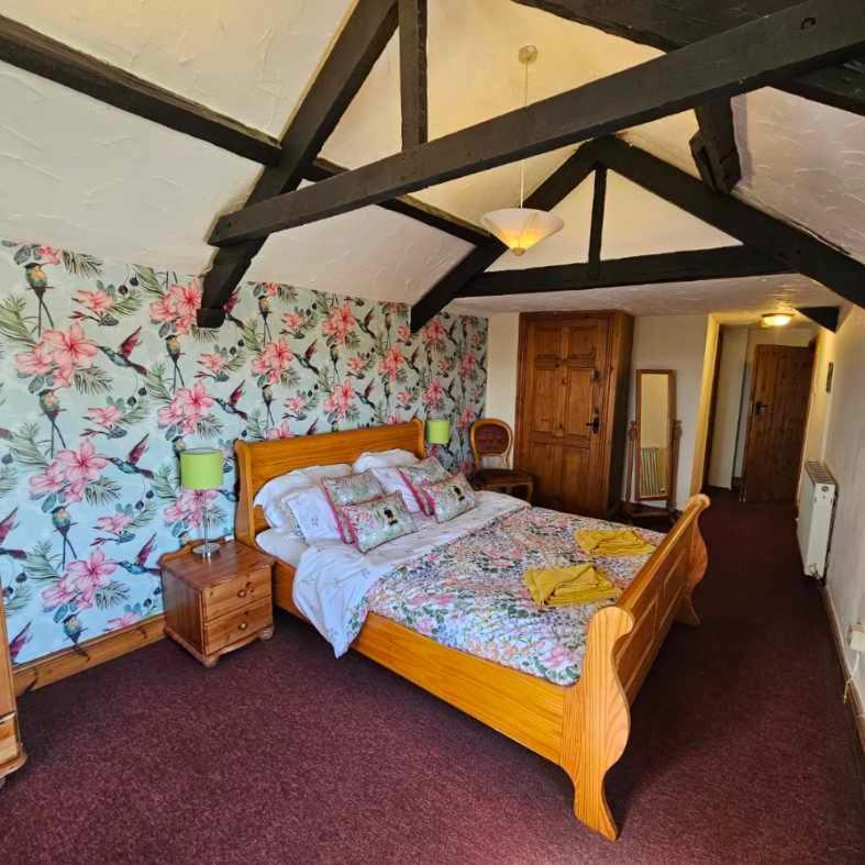 קלובלי The West Country Inn מראה חיצוני תמונה