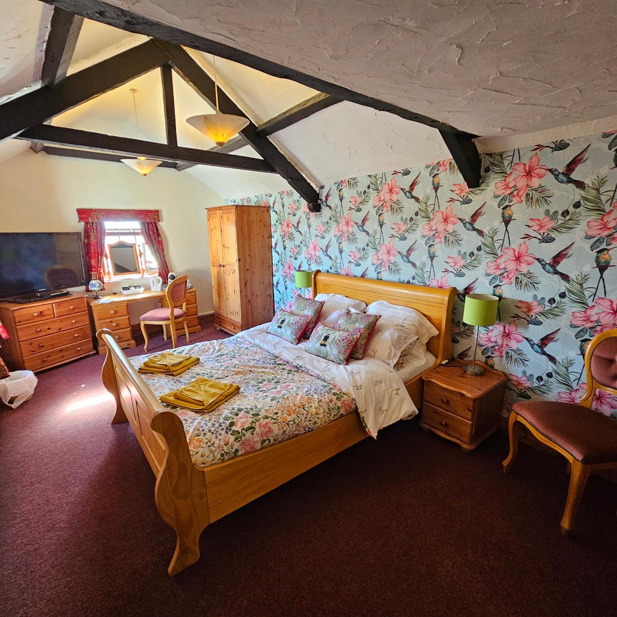 קלובלי The West Country Inn מראה חיצוני תמונה