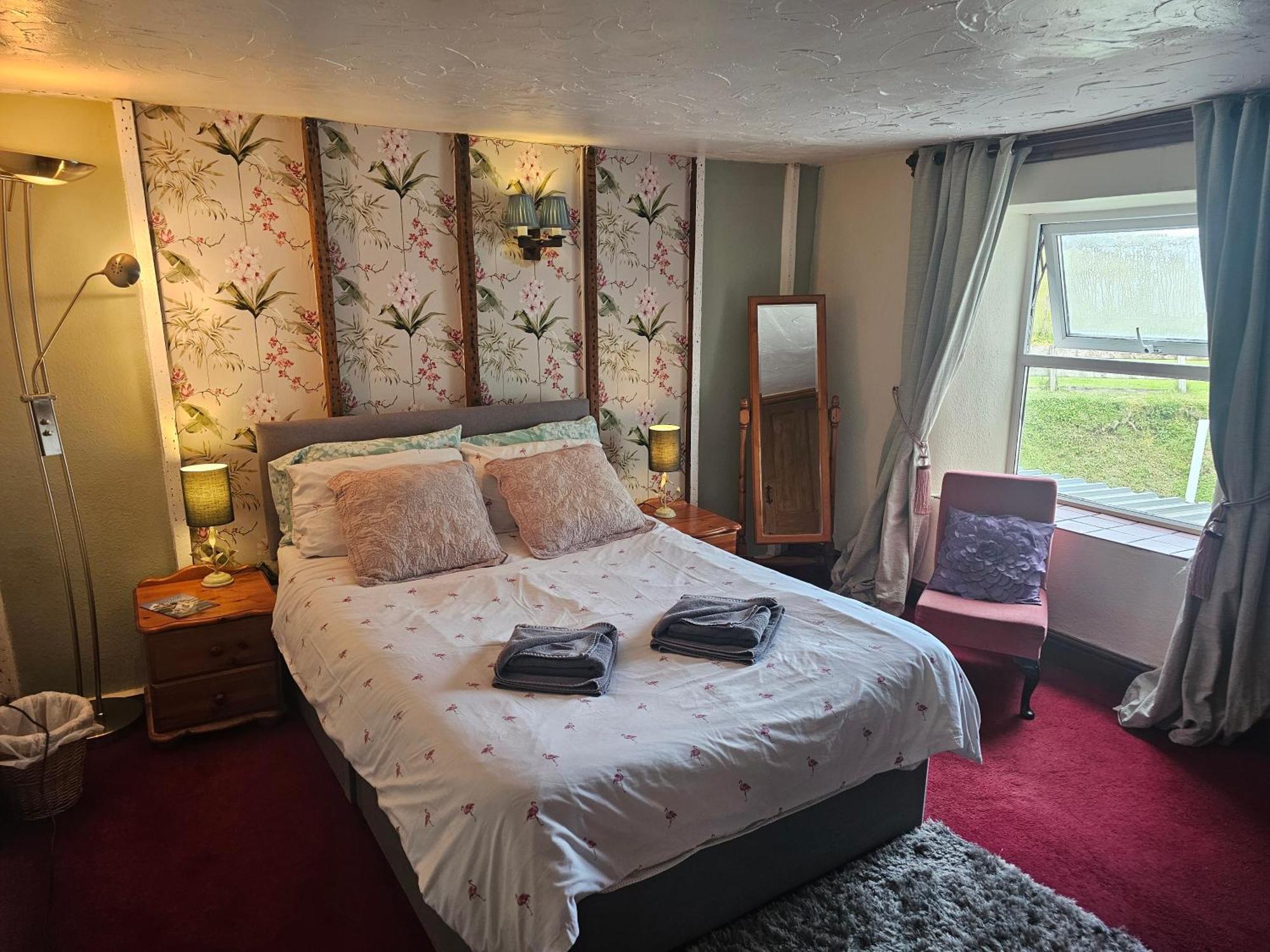 קלובלי The West Country Inn מראה חיצוני תמונה