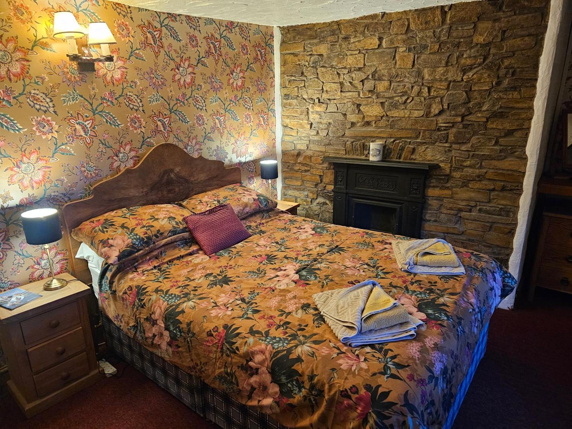קלובלי The West Country Inn מראה חיצוני תמונה