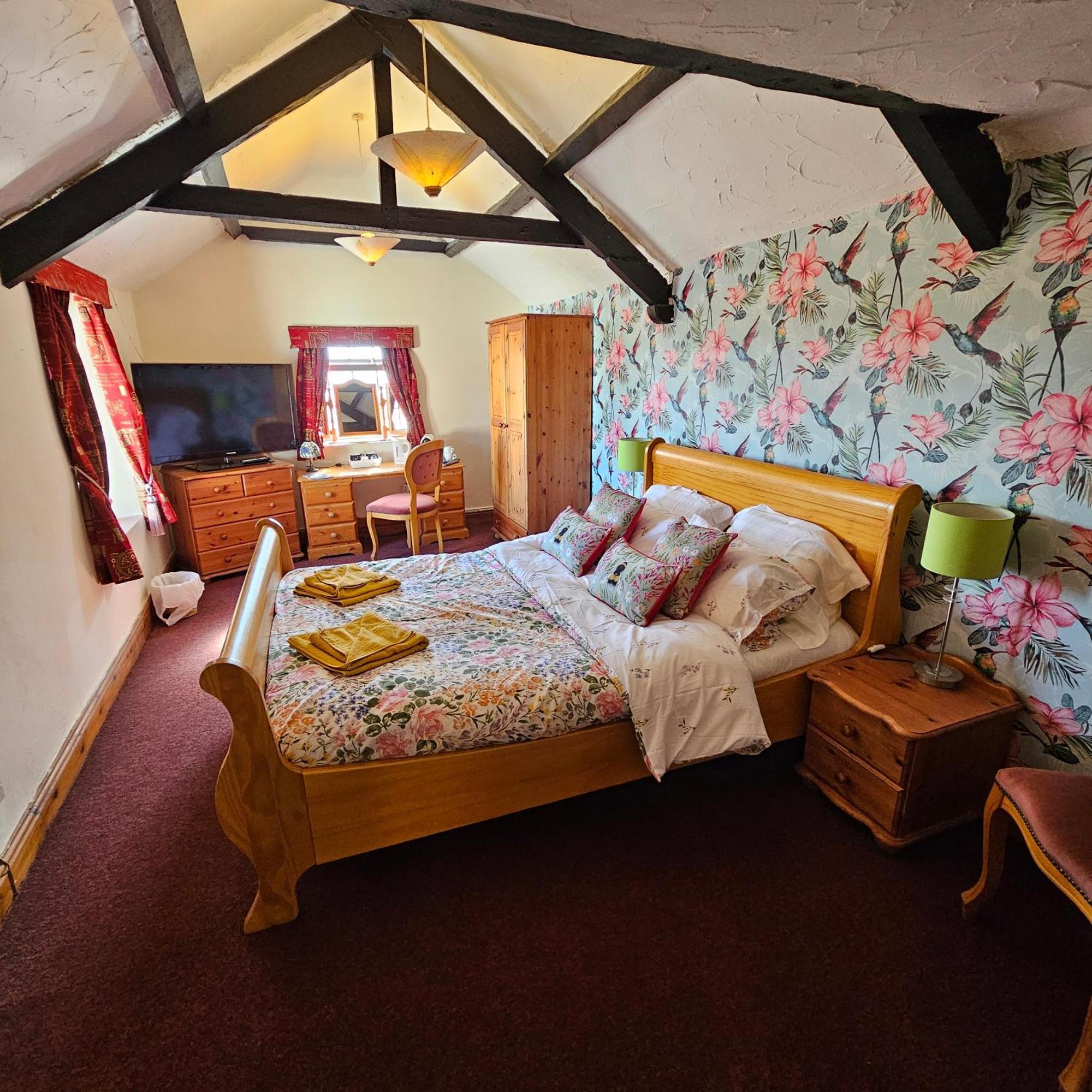 קלובלי The West Country Inn מראה חיצוני תמונה